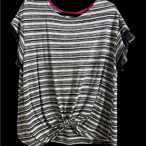 FGD Striped Black and White Women's Top - Picture 1 of 11